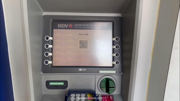 Rút tiền tại cây ATM bằng mã QR BIDV